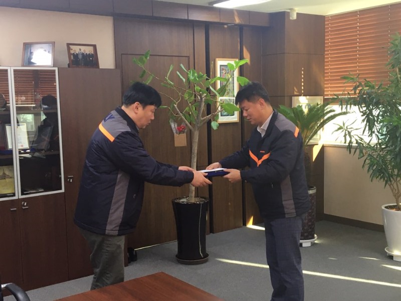 2019년 우수사원 표창2.jpg