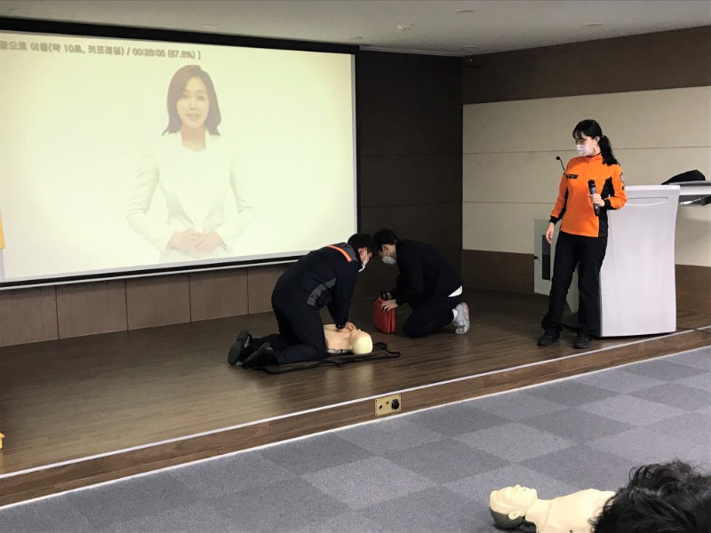 20.11.19 심폐소생술 교육_5.jpg