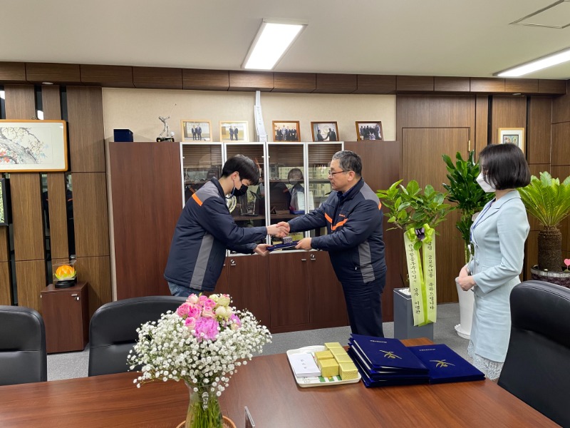 온리정보통신 22주년 창립기념일_2.jpg